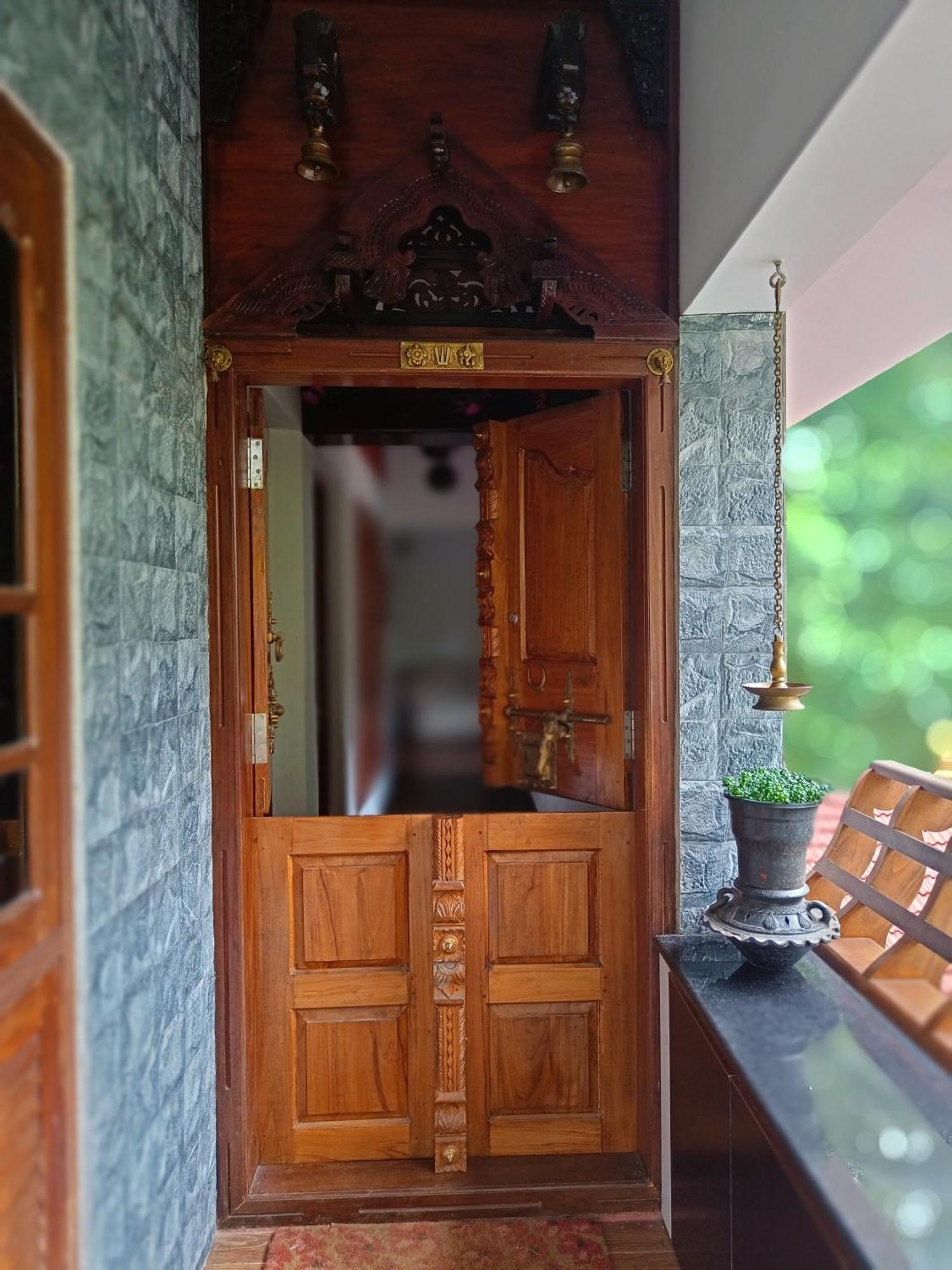 Anandam Stays - Premium 3Bhk Plush Homestay, Vaikom Near Kumarakom Exterior photo