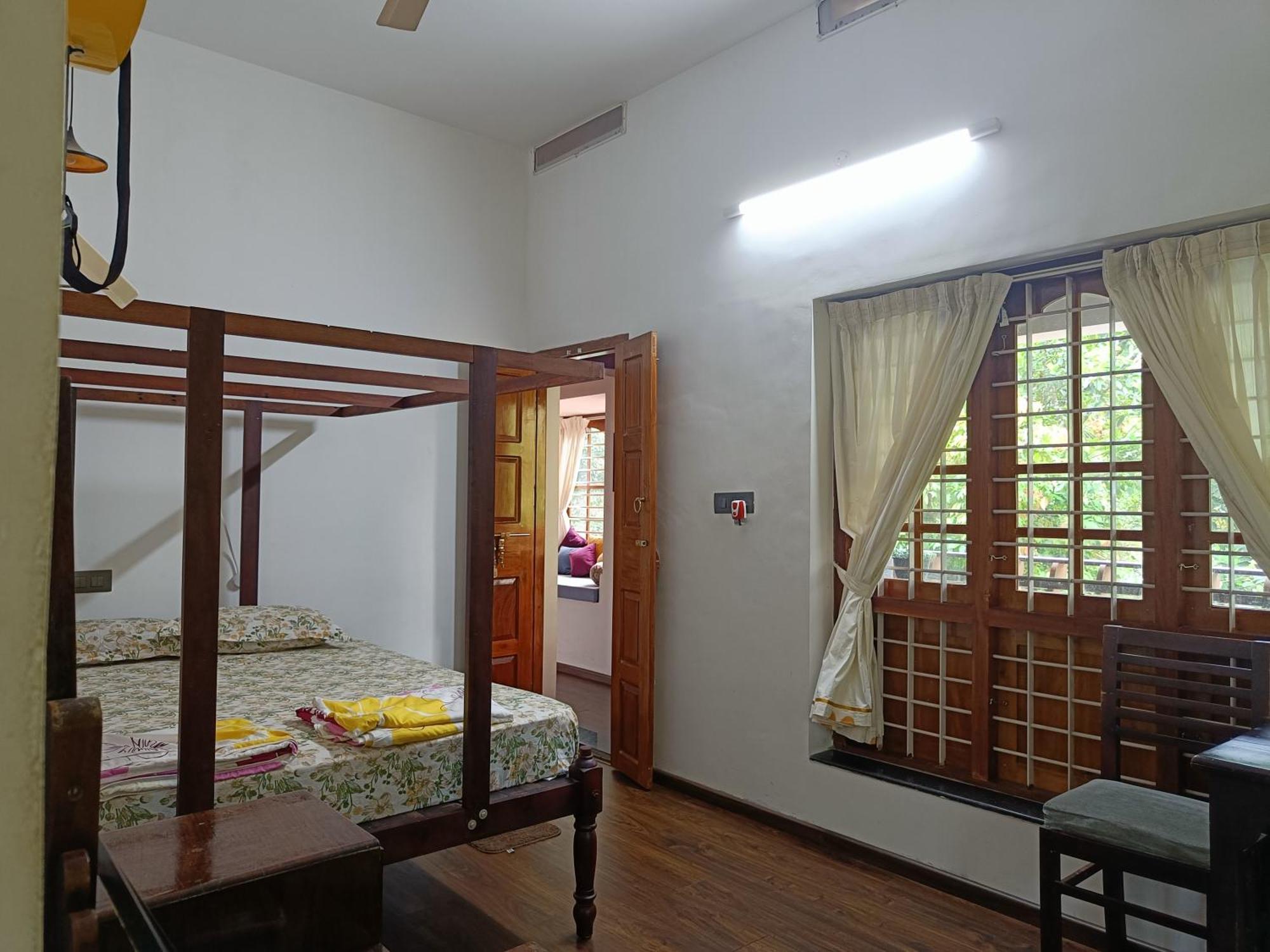 Anandam Stays - Premium 3Bhk Plush Homestay, Vaikom Near Kumarakom Exterior photo